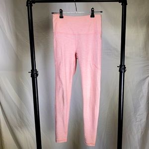 Victoria Secret Essential Legging in Pink